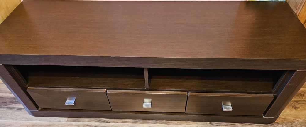 Szafka RTV + stolik.