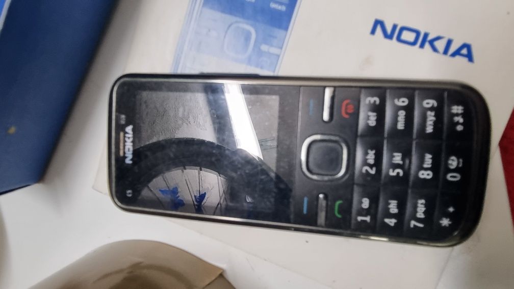 Telefon Nokia c5-00