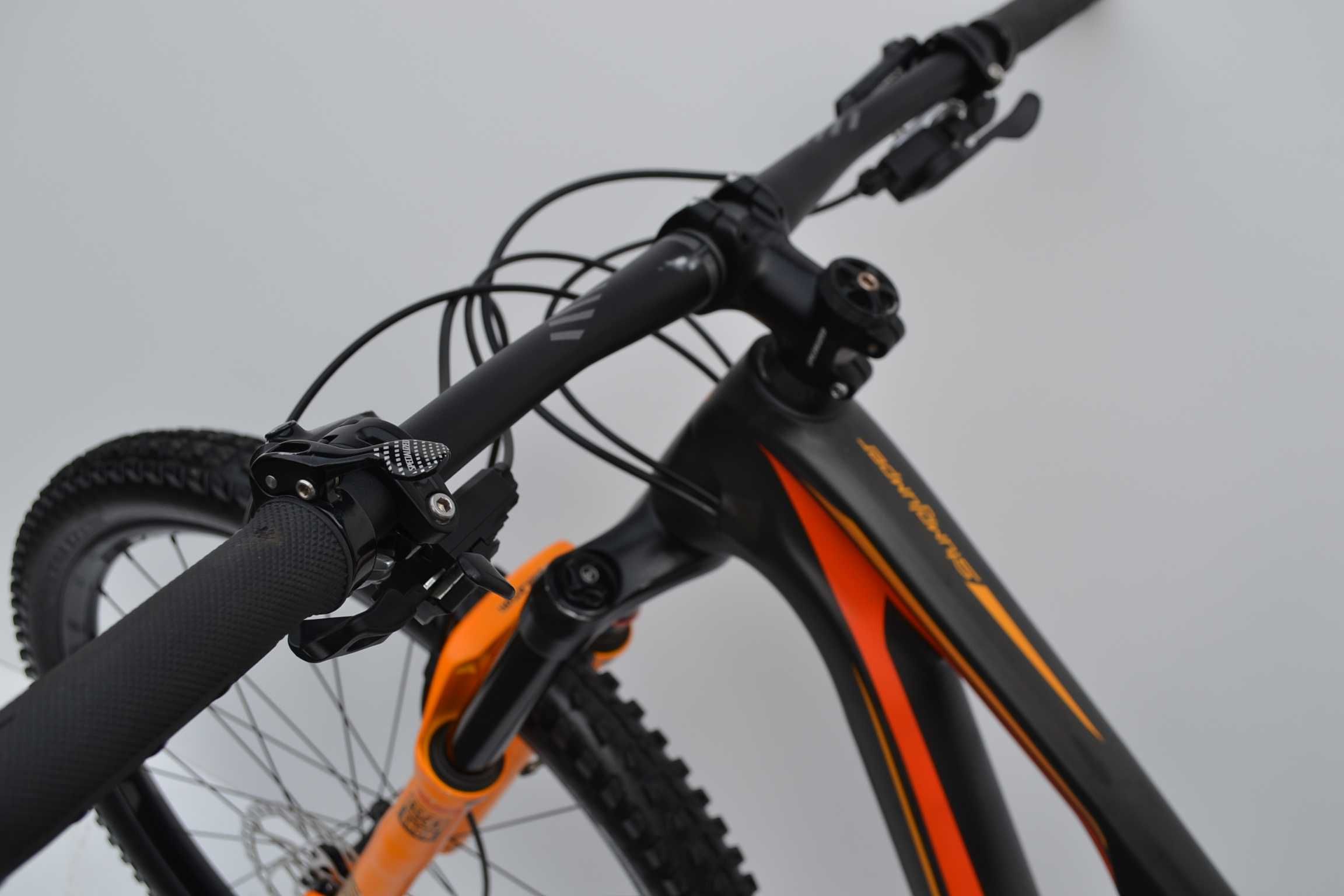 Specialized carbon stumpjumper FSR 2x10 XT,Full rama Mstan bdb koła 29