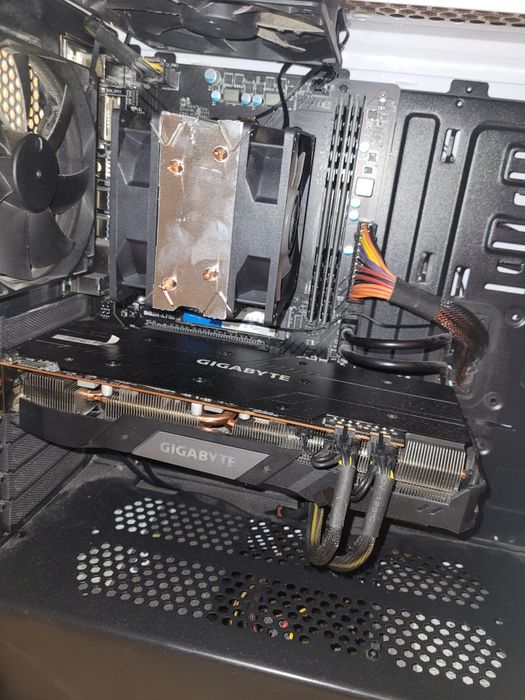 Radeon RX 5700 XT gigabyte gaming oc 8GB - 100% sprawna, pierwszy właś