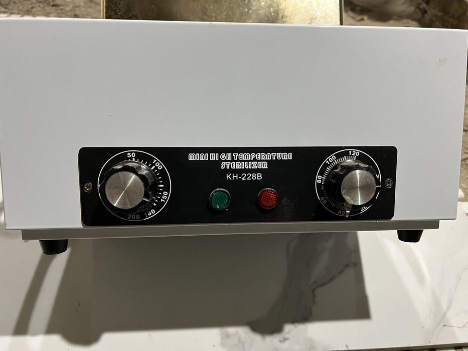 Сухожарова шафа КН-228B для інструменту манікюру педикюру та інше