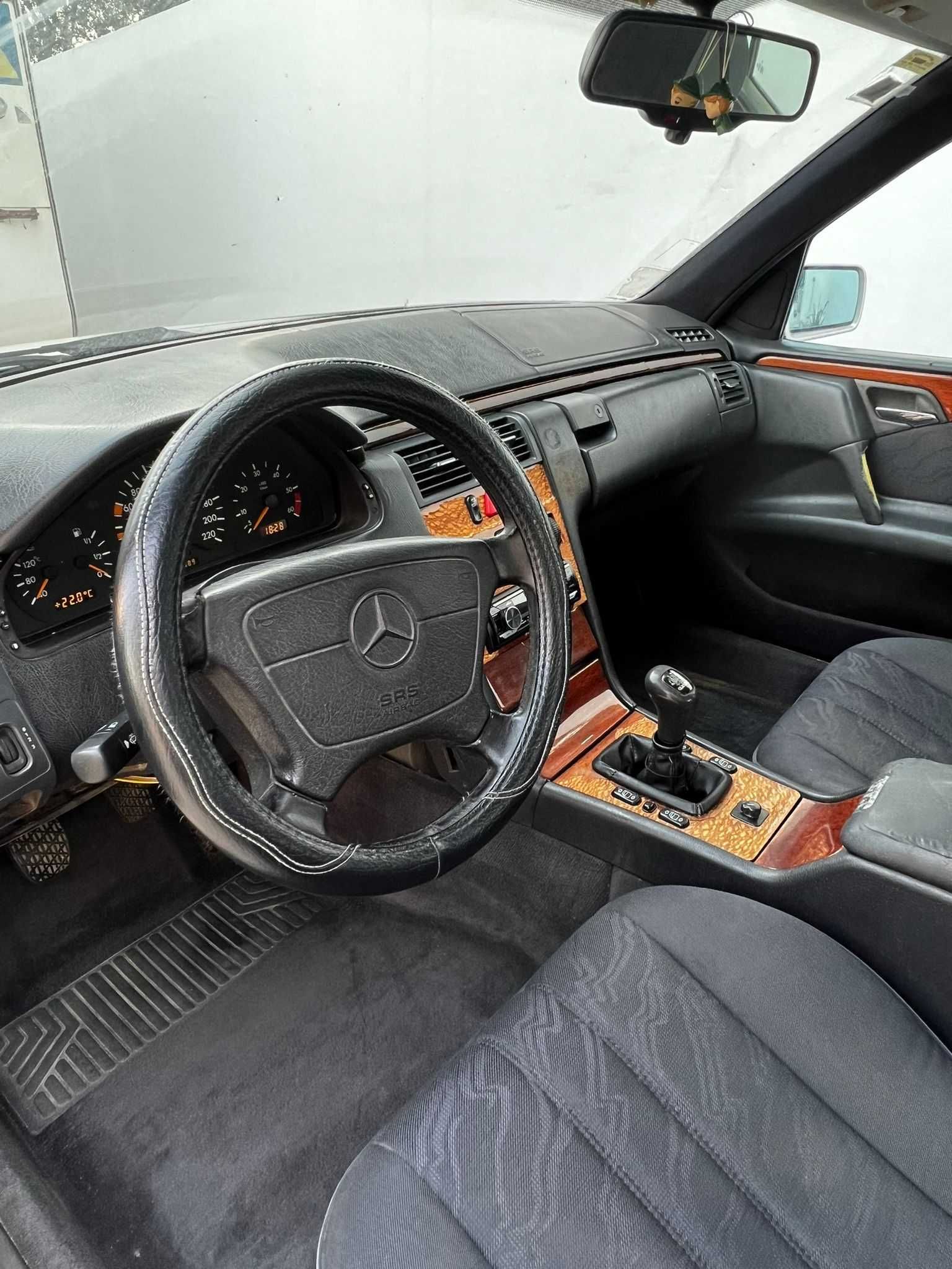 Mercedes E220 Diesel