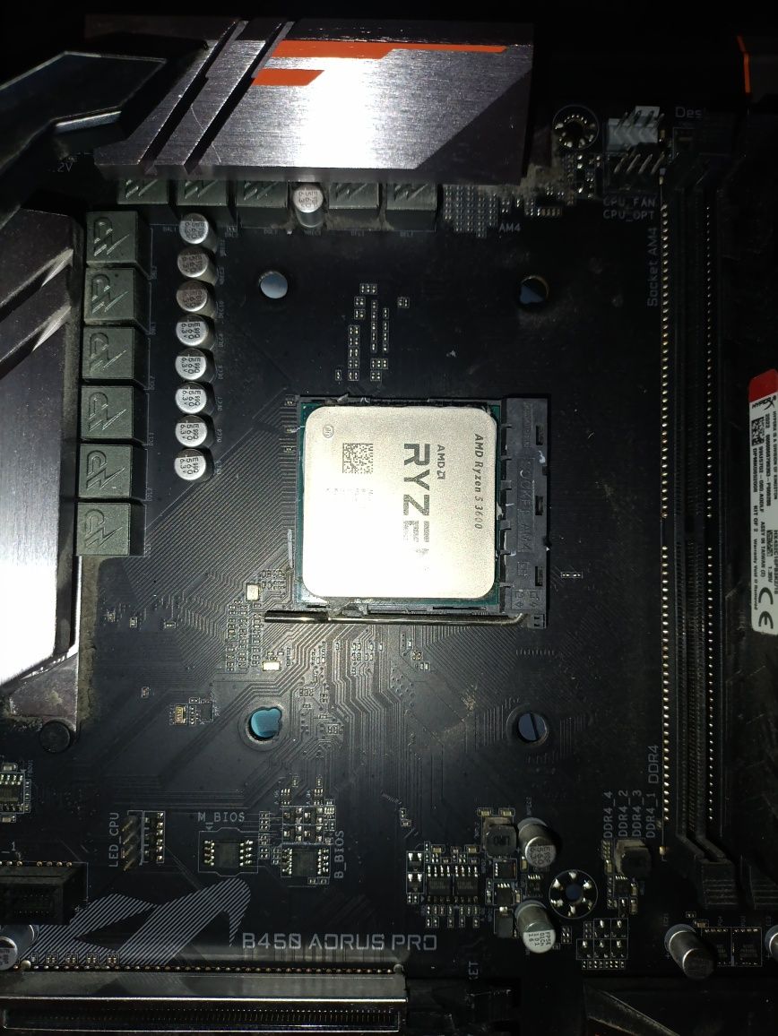 aorus b450 elite + ryzen 5 3600 + pamięć RAM DDR4 3200mhz 16gb