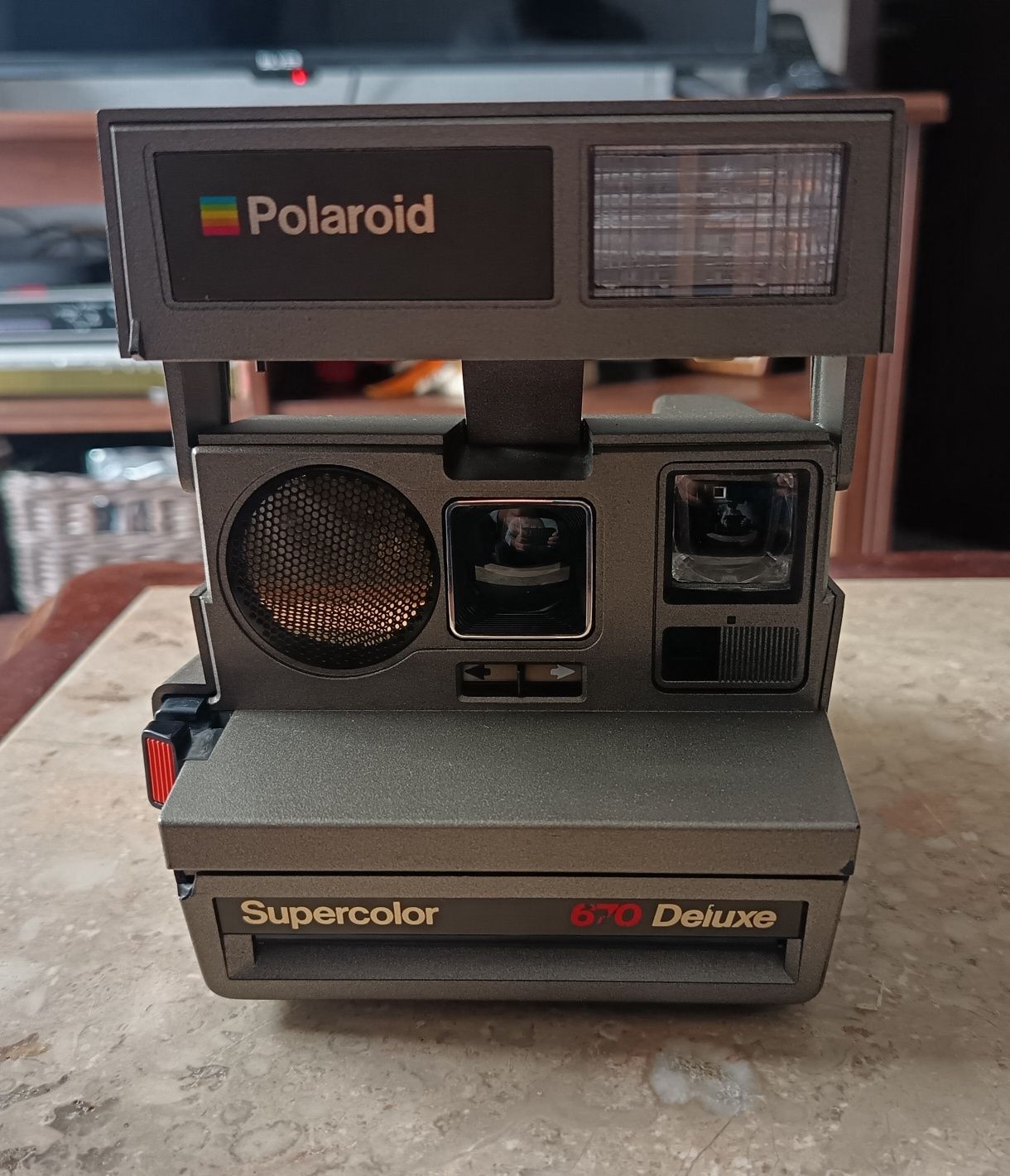 Polaroid 670 Deluxe