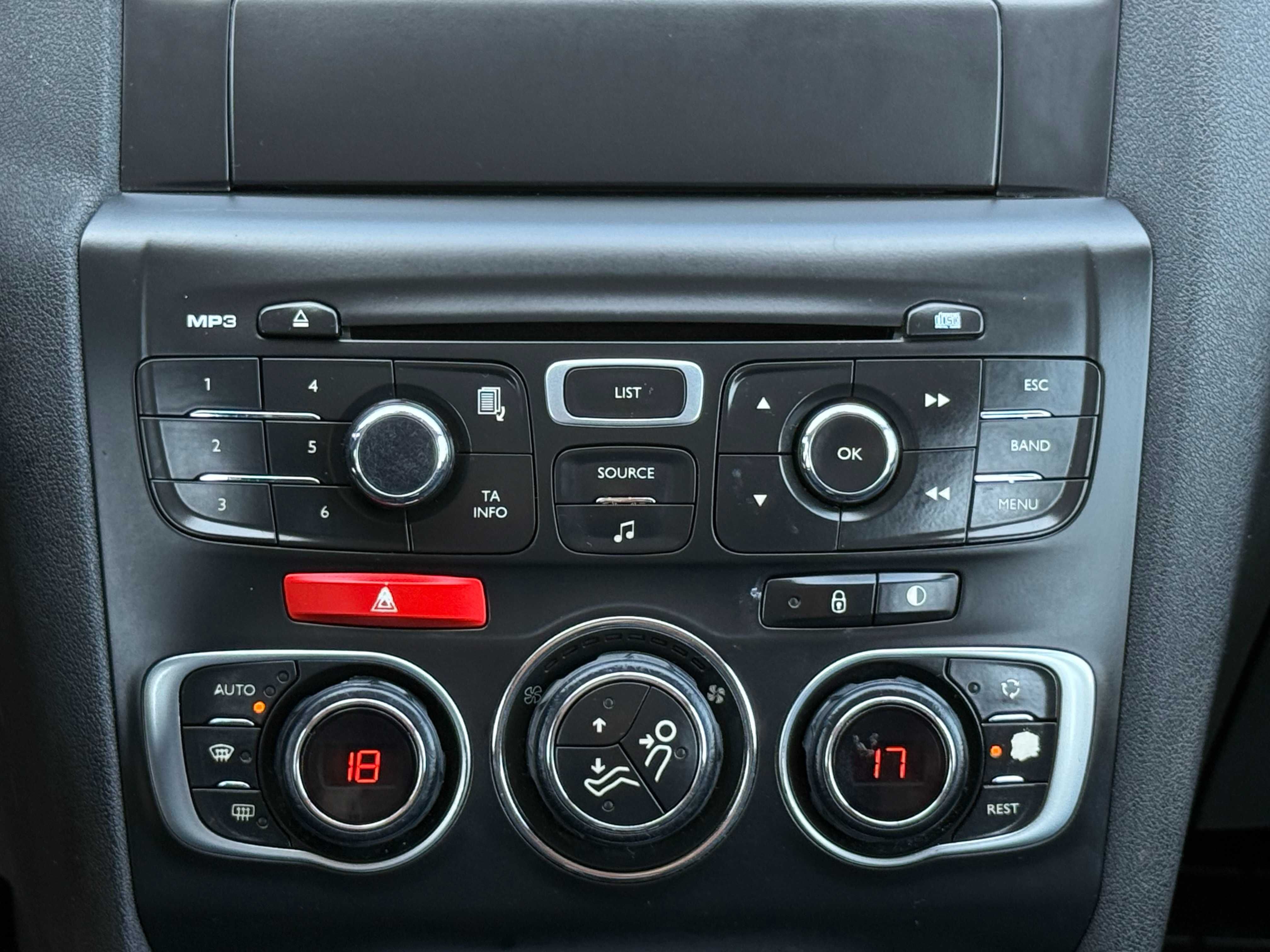 Citroen C4 2012 1,6 Механіка Гарний стан