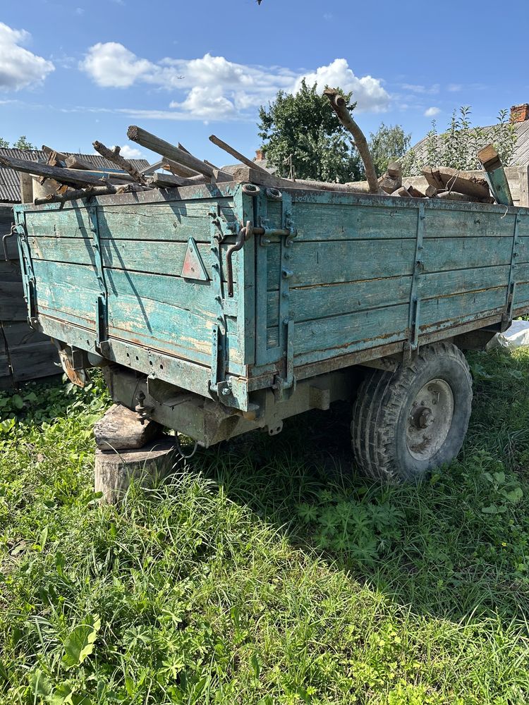 Причіп тракторний