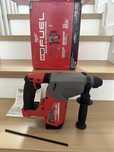 Акумуляторний перфоратор MILWAUKEE® 2912-20 M18 FUEL