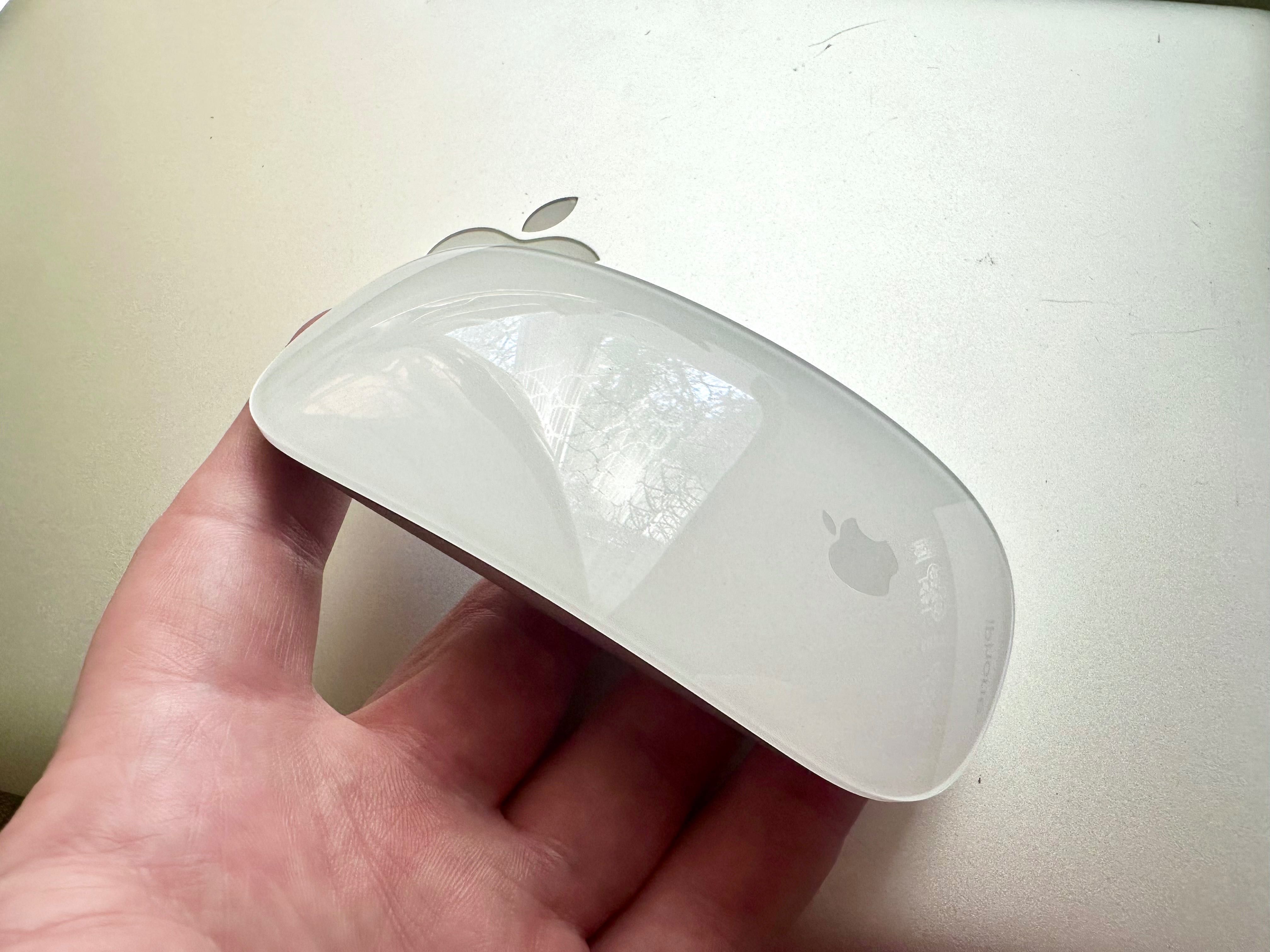 Apple Magic Mouse 2 A1657 у відмінному стані