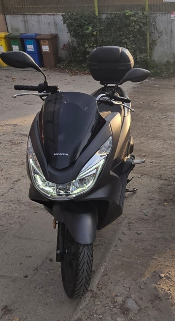 Honda pcx 125  led, kufer.