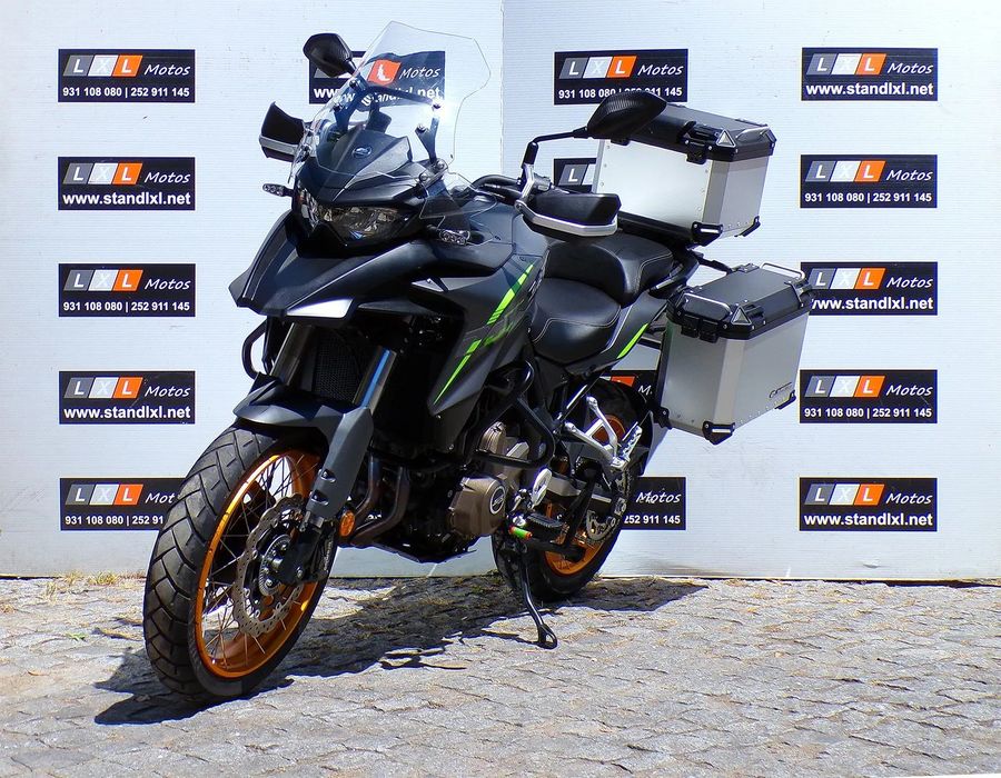 QJ Motor SRT 700X