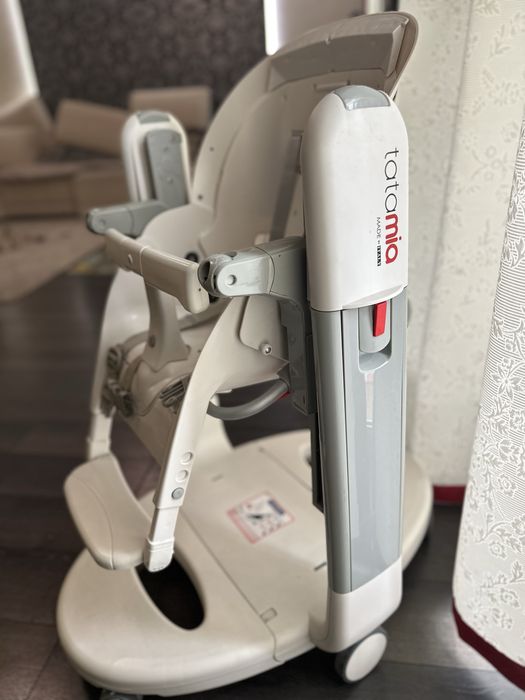 Стілець-гойдалка для годування Peg-Perego Tatamia