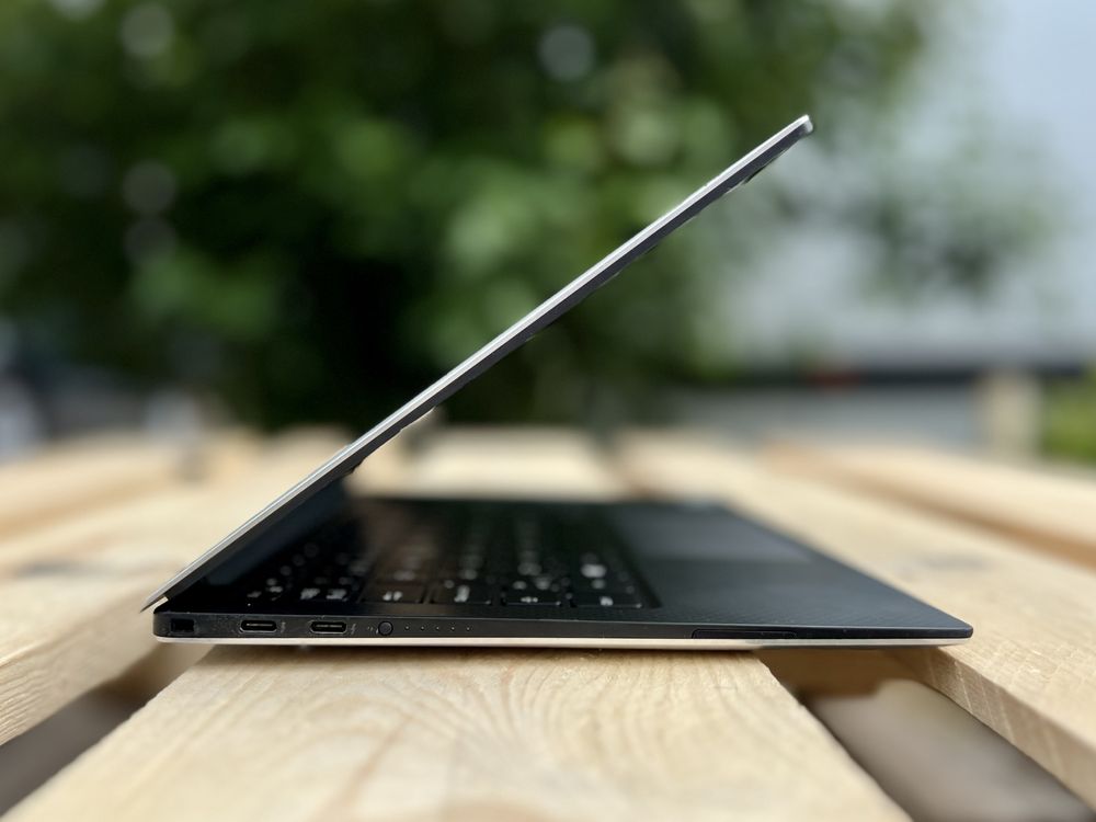 Ноутбук Dell XPS 13 9370/i5-8250U/8GB DDR3+SSD 256GB/13.2"FHD/Гарантія