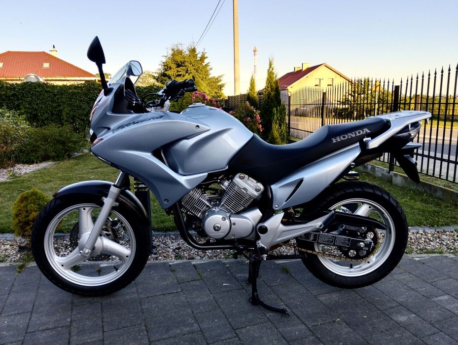 Honda Varadero XL 125 LeoVince wtrysk kat A1/B z Niemiec Transport