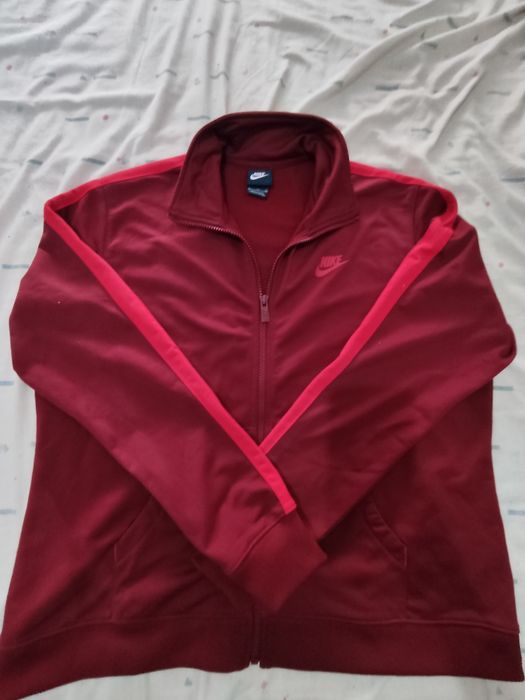 Casaco Nike vermelho