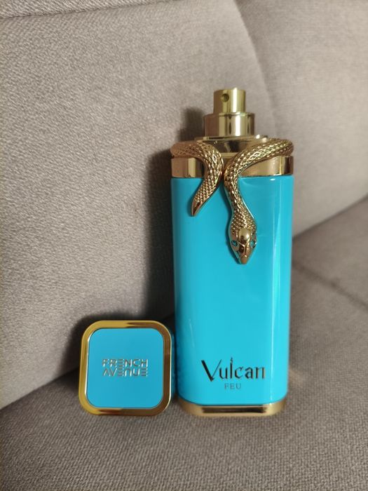 French Avenue Vulcan Feu! Piękny i bardzo trwały zapach!