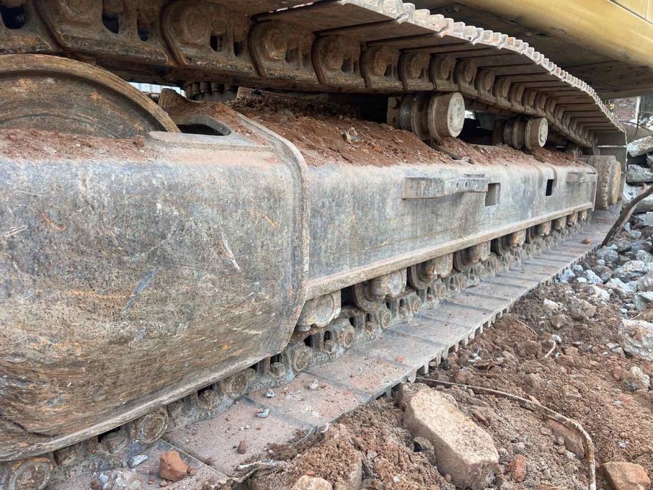 Ескаватор гусеничний Caterpillar 325D