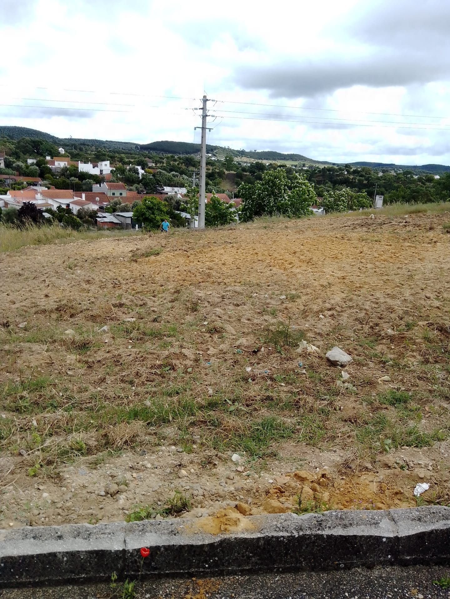 Terreno urbano Vale de Cavalos chamusca Santarém