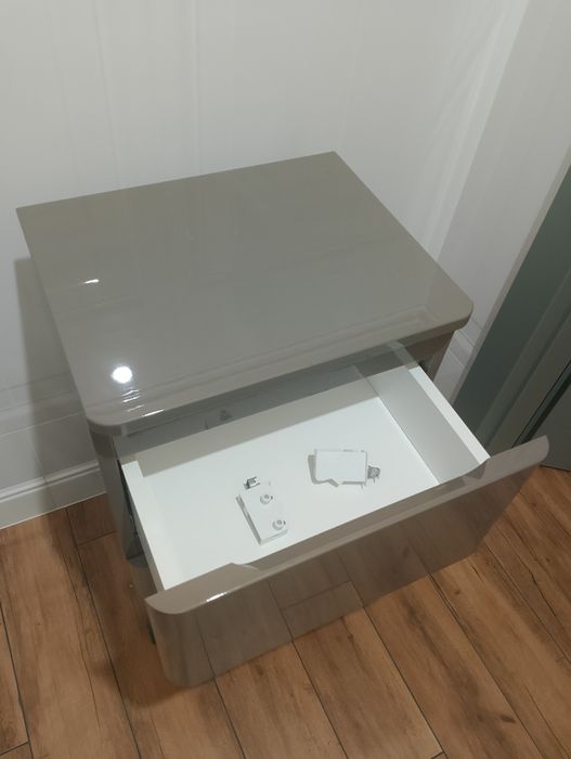 Szafka łazienkowa pod umywalkę połysk nowa