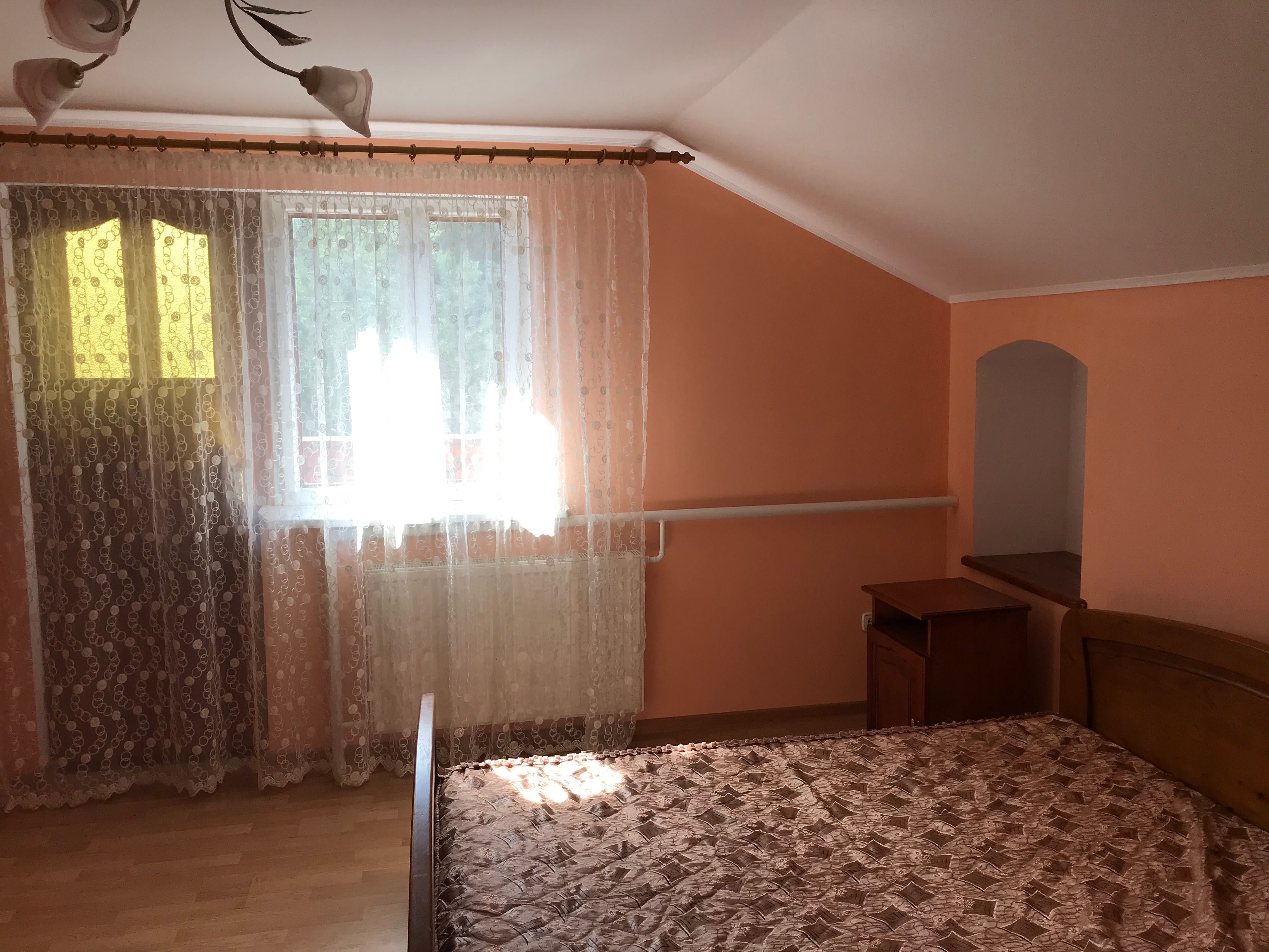 Відпочинок на Великому  Згоранському озері База Лісова перлина
