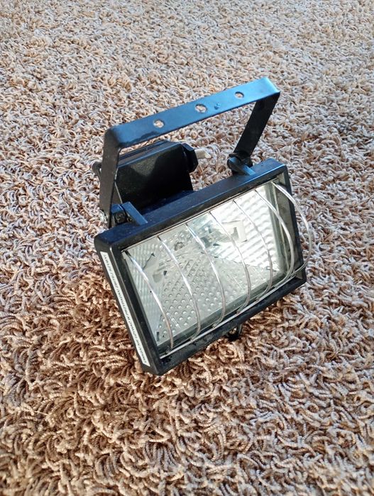 Halogeny, lampy. Lampa halogenowa na stojaku TOYA - 5 szt