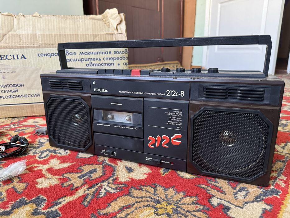 Мігнітофон Весна 212 с8