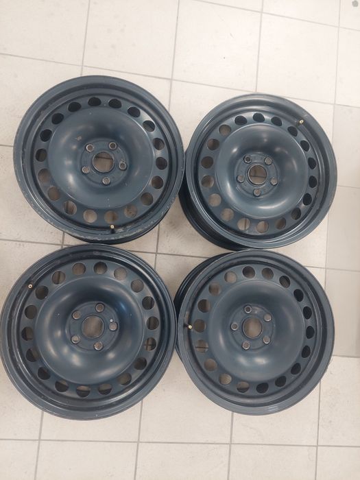 Оригінальні металеві диски Volkswagen Skoda R17 5×112