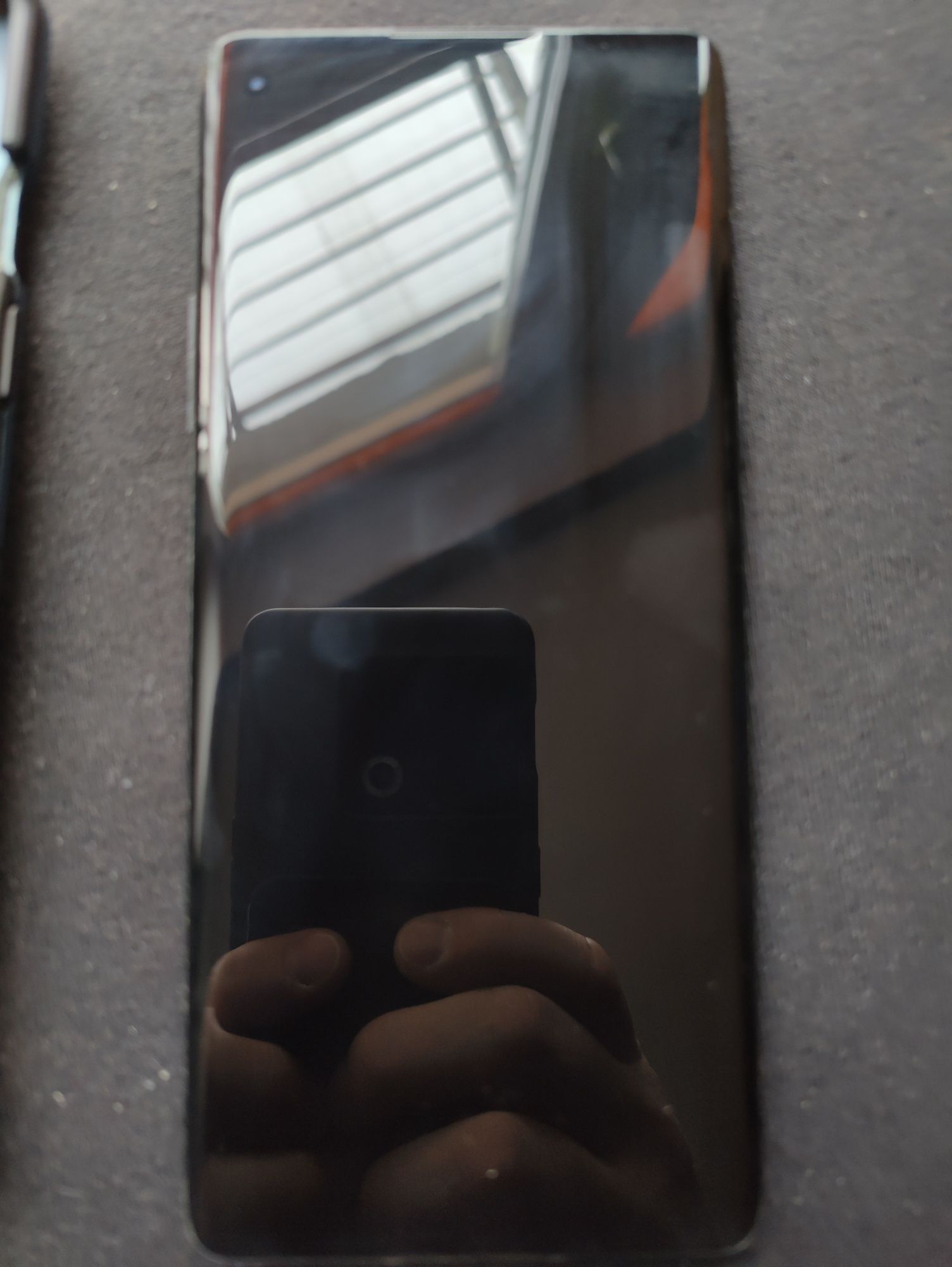 OnePlus 8 5G - 8GB / 128 GB, b.zadbany