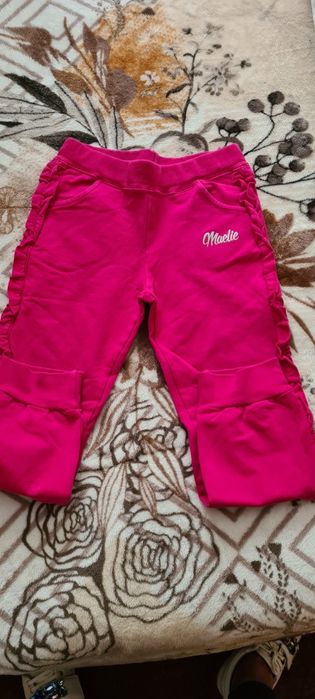 Calças desportivas menina