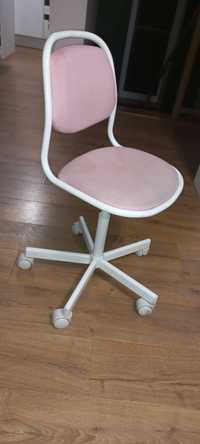 Biurko, krzesło dla dziecka
