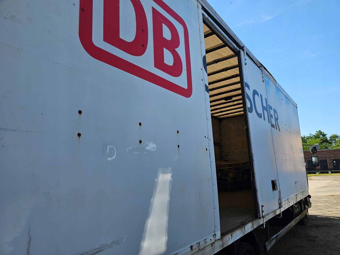 KONTENER ZABUDOWA PAKA SKRZYNIA MAGAZYN 7,6 m MERCEDES ATEGO DAF CF 65 MAN TGL VOLVO FL 6