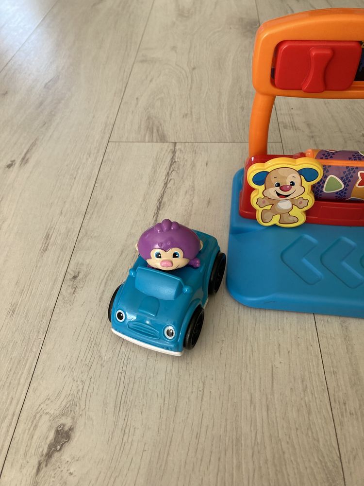 Warsztacik szczeniaczka fisher price