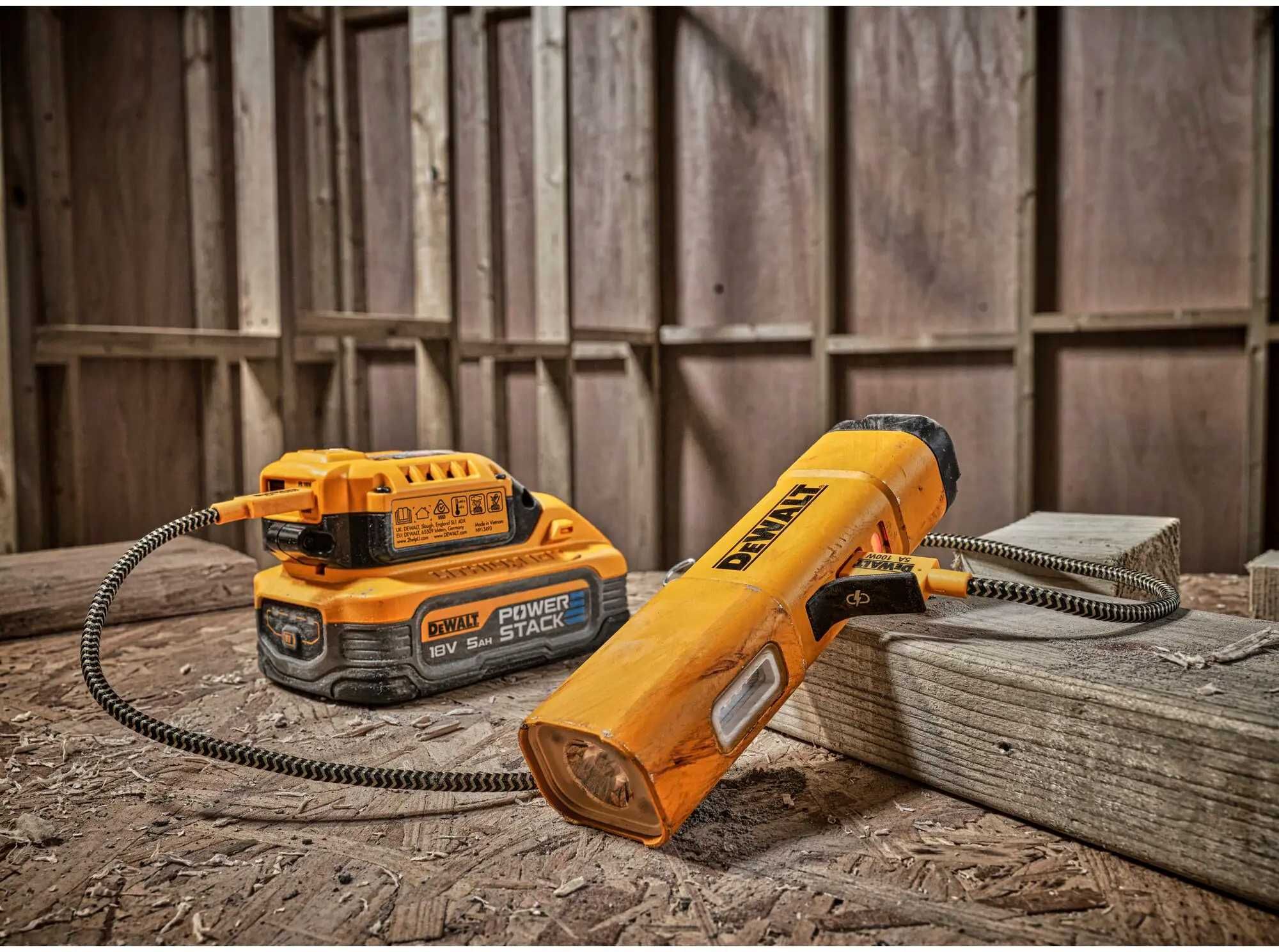 DeWALT DCL183 Ліхтар світлодіодний акумуляторний 3.6В
