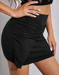 Czarna elegancka spódnica