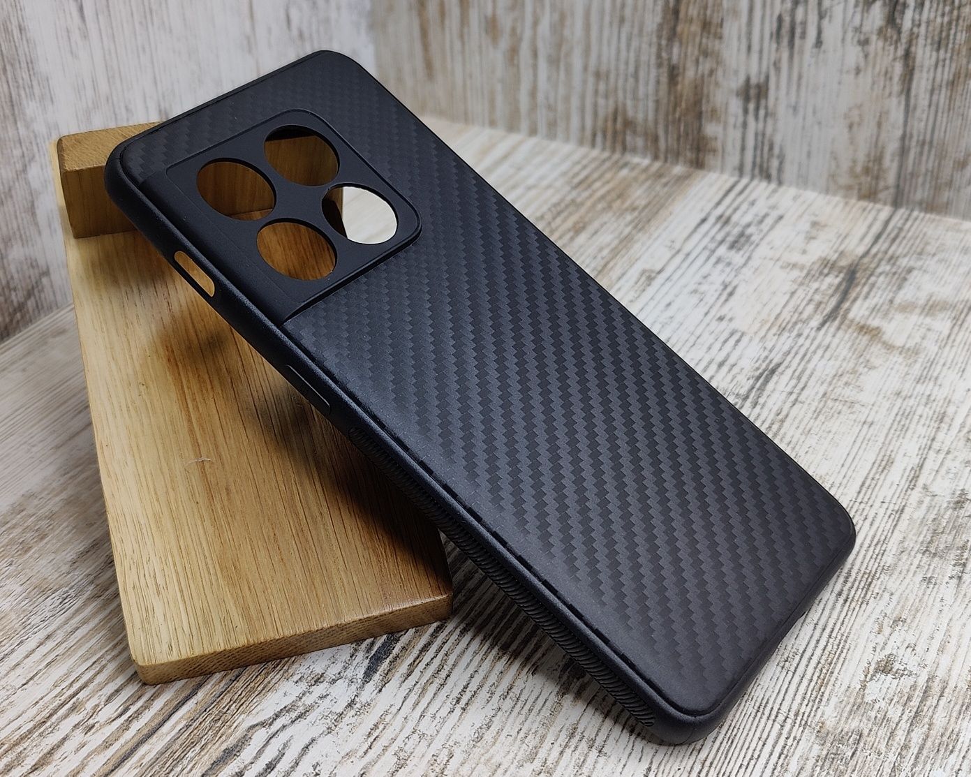 Чехол тонкий Carbon TPU на OnePlus 10 Pro/ 11/ Nord 2 чохол