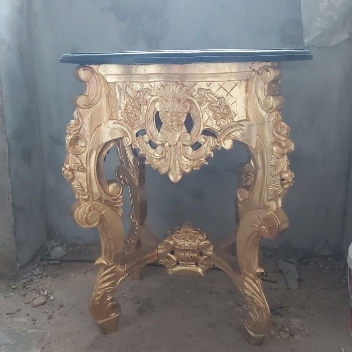 Stolik zlocony barokowy