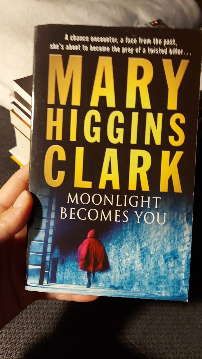 Moonlight Becomes Us, de Mary Higgins Clark