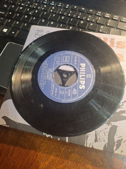 Elis regina Ep mono Upa Negrinho