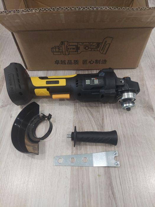 Кутова шліфувальна машинка болгарка 100мм