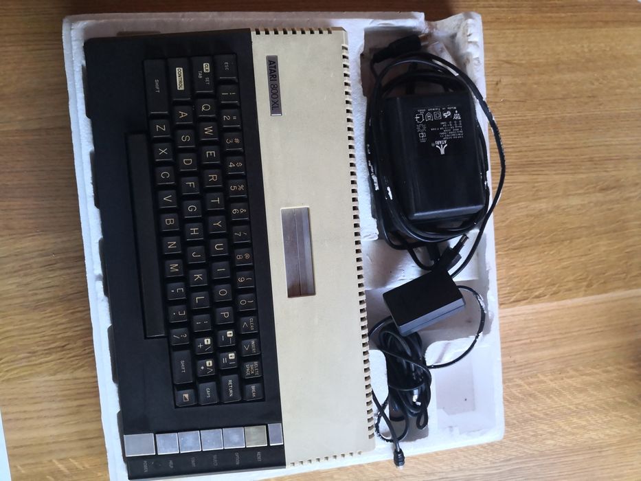 Atari 800XL mega  zestaw