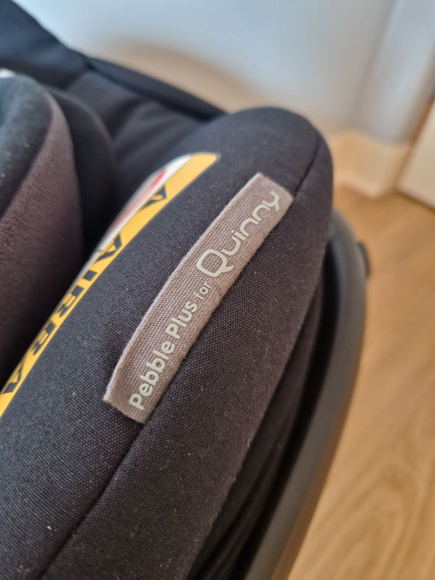Fotelik Maxi Cosi Pebble Plus 0-13 z bazą Isofix