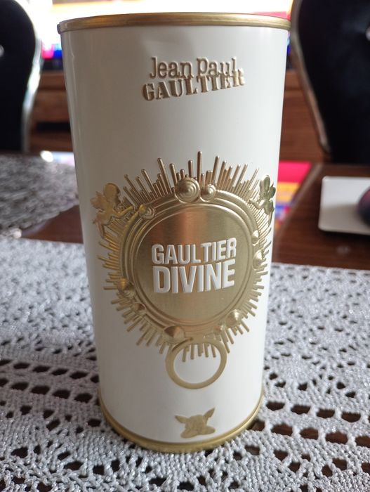 Puszka na flakon perfum Jean Paul Gaultier