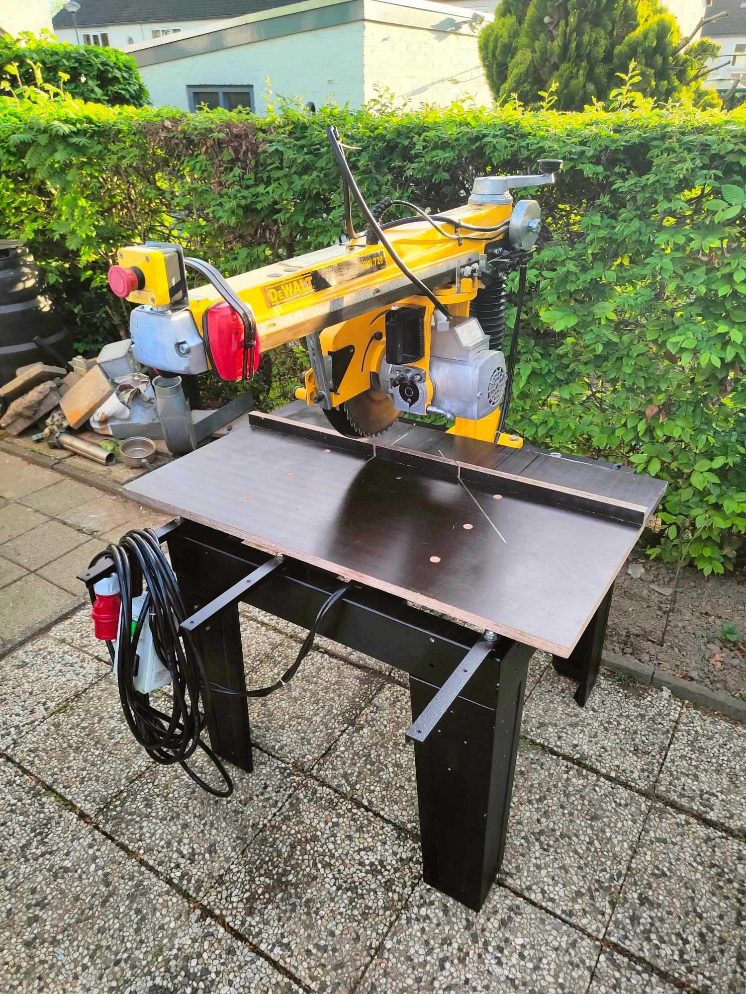 Piła radialna DeWalt 722 350mm  ukośnica stołowa wieloczynnościowa