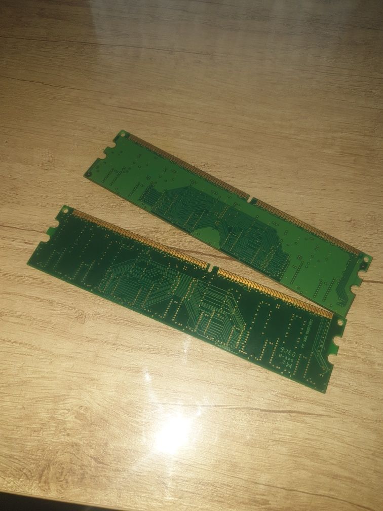 Оперативна пам'ять DDR 2х256mb 2 планки