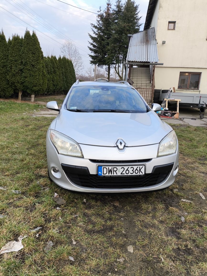 Renault Megane 2010 kombi 1.9 dCi 130kM
