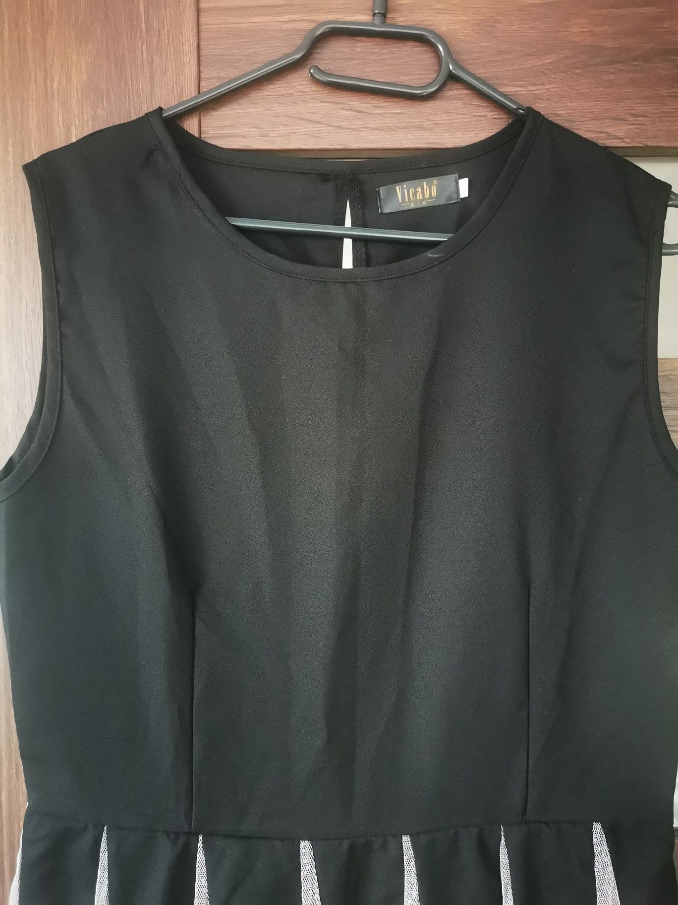 Sukienka z tiulem XL