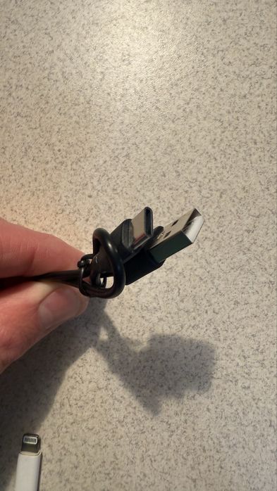 Перехідник з лайтінга на навушники 3,5