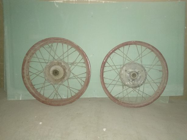 Колеса со спицами (металл,из СССР),2 штуки- 350 грн