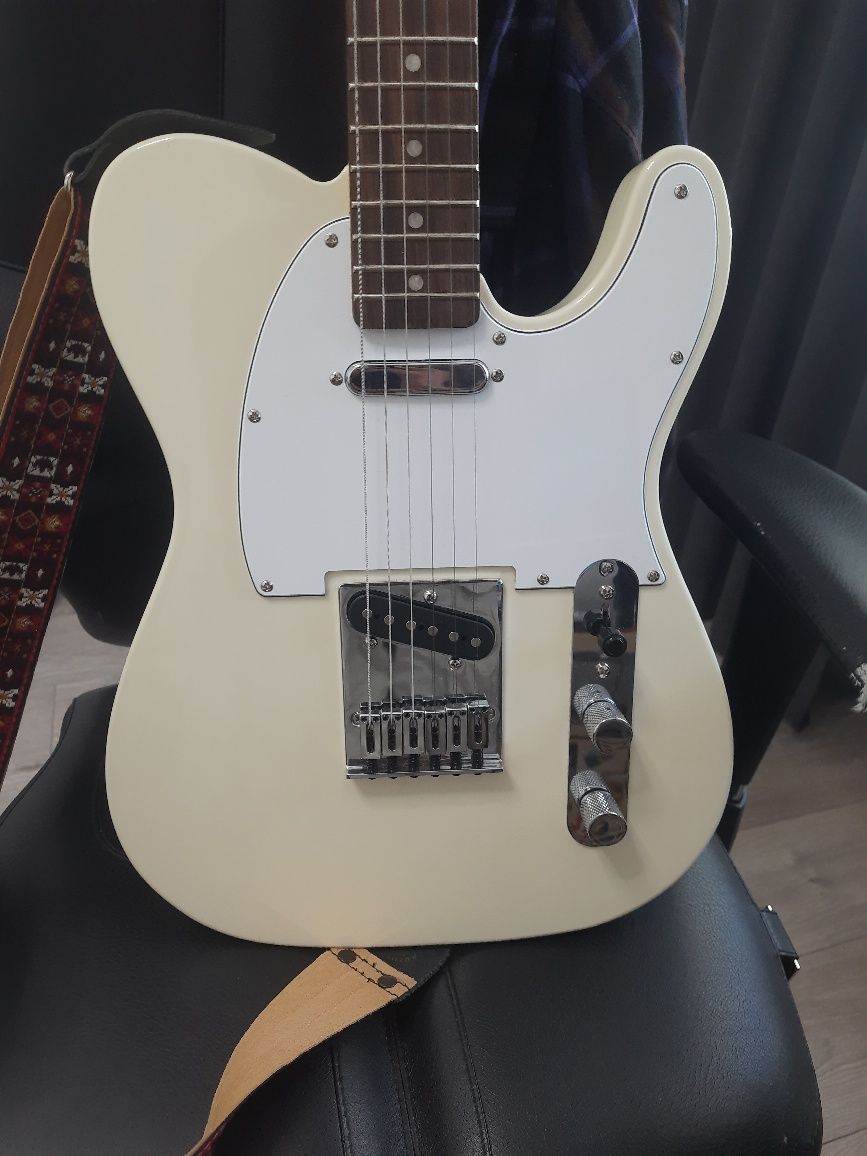 Squier Telecaster olympic white