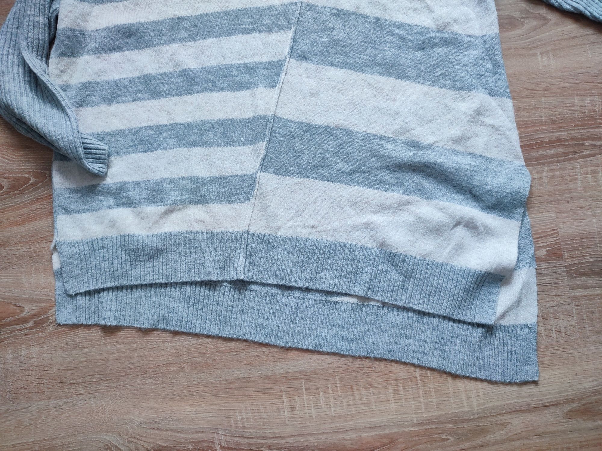 Sweter w paski George