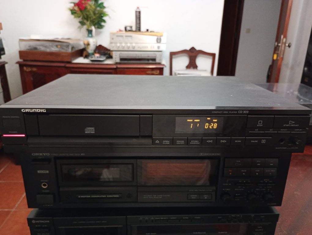 Grundig CD 303 leitor de CD